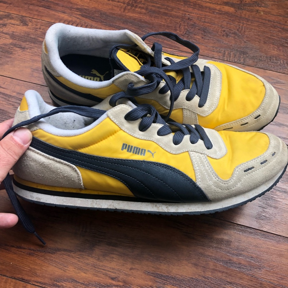 Puma Sneakers